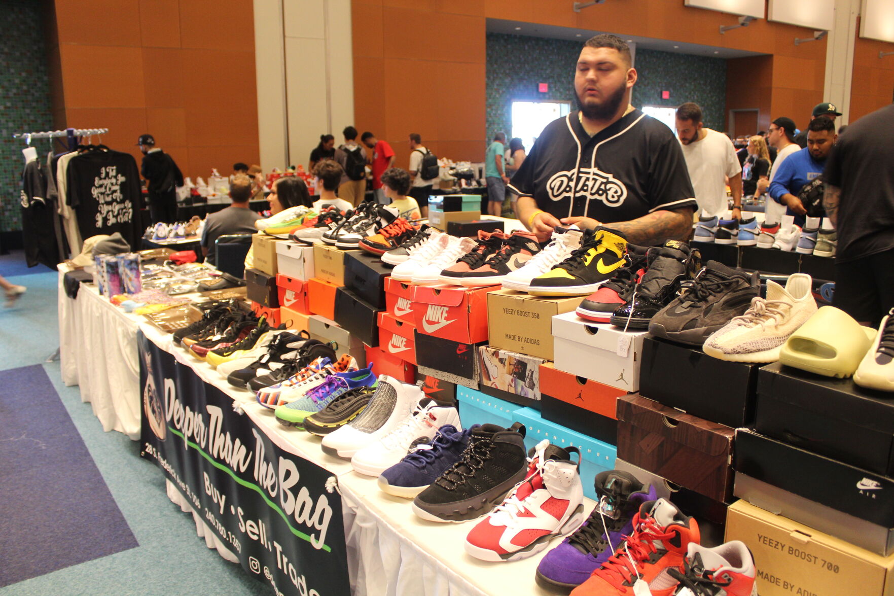 Jus Nice Sneaker Convention in Wildwood5429.JPG